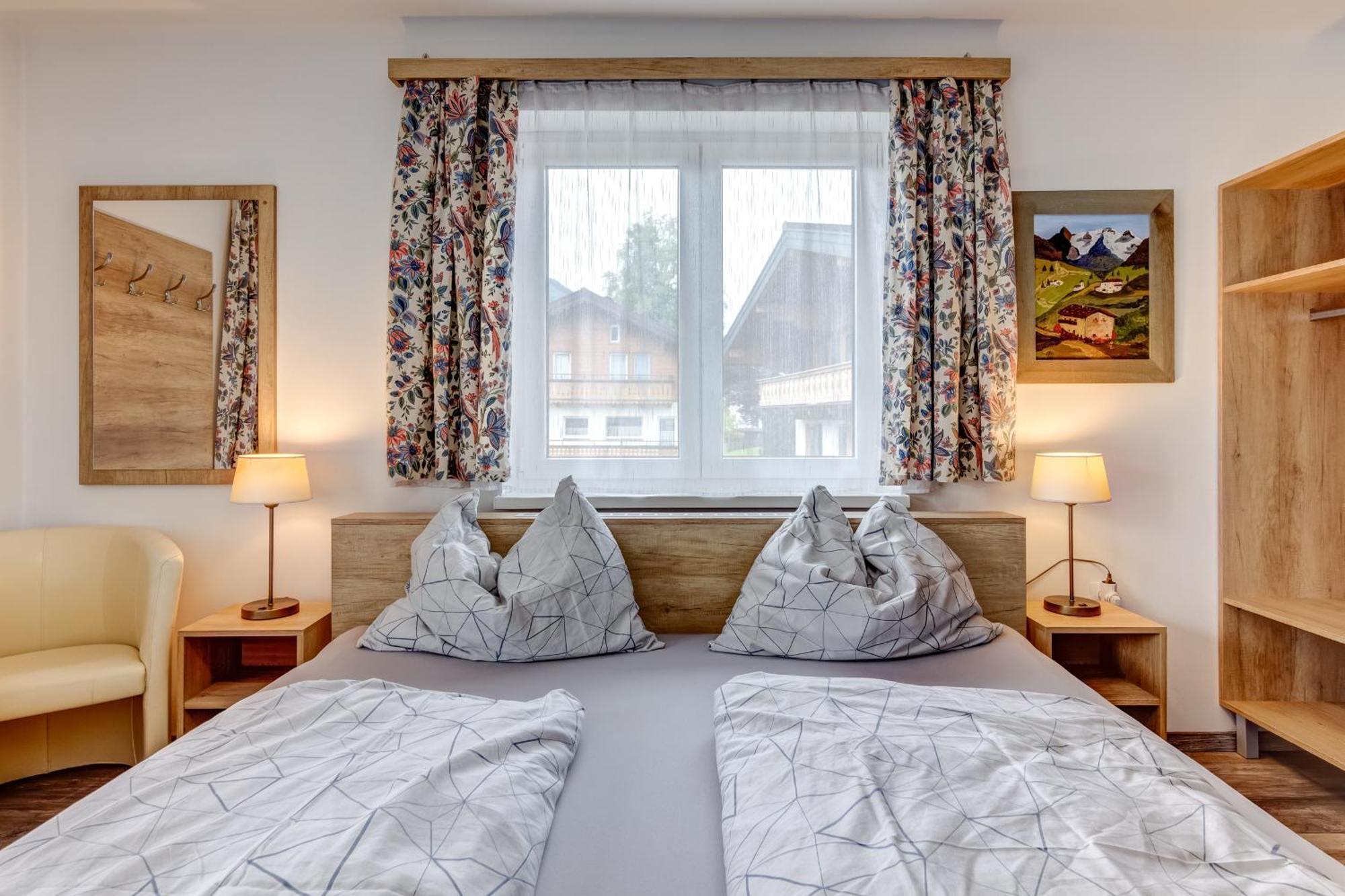 Ludwighaus Appartement Neukirchen am Großvenediger Buitenkant foto