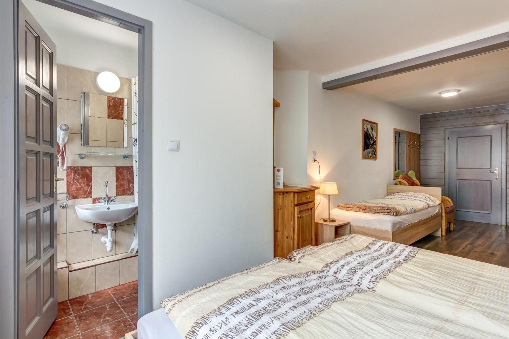 Ludwighaus Appartement Neukirchen am Großvenediger Buitenkant foto